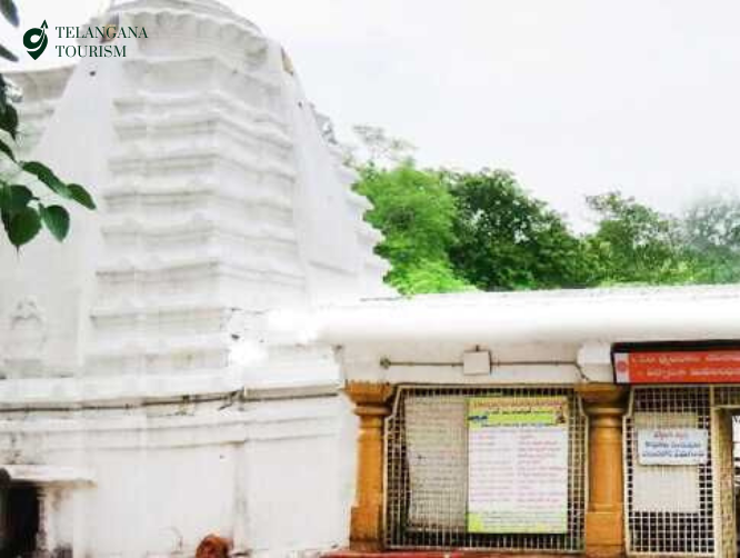 Kadile Papahareshwar Temple
