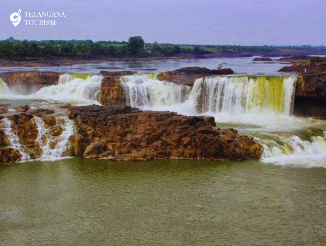 Kanakai Waterfalls