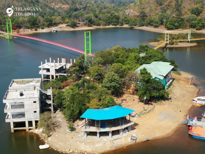 Laknavaram Lake